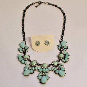 Seafoam Green Necklace and Earrings